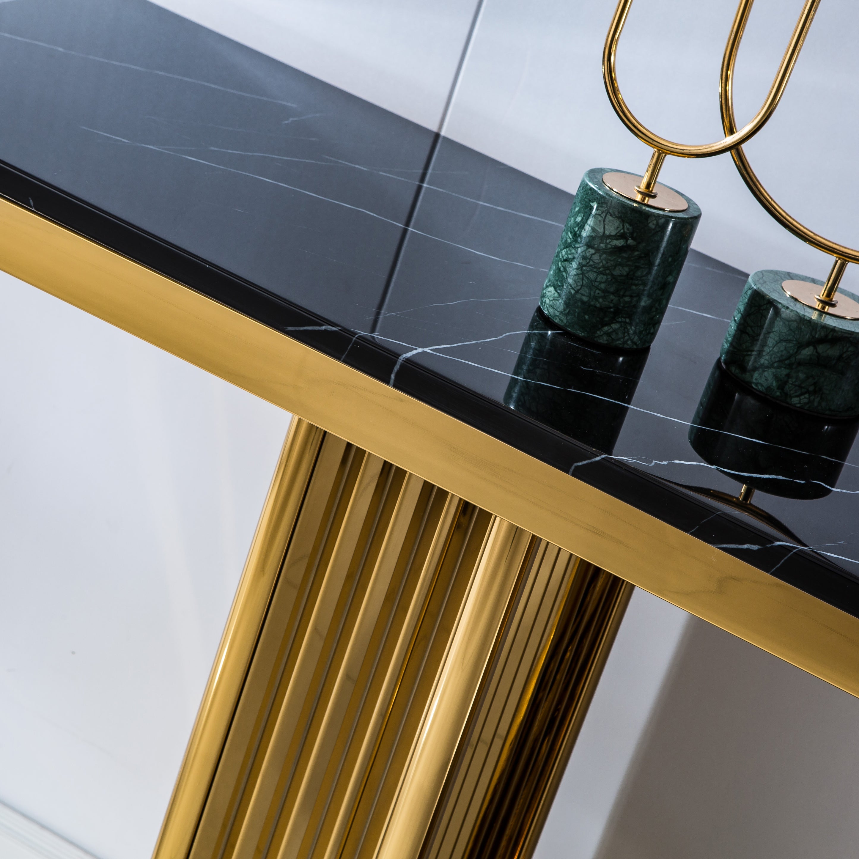 Alarriah Console Table Gold