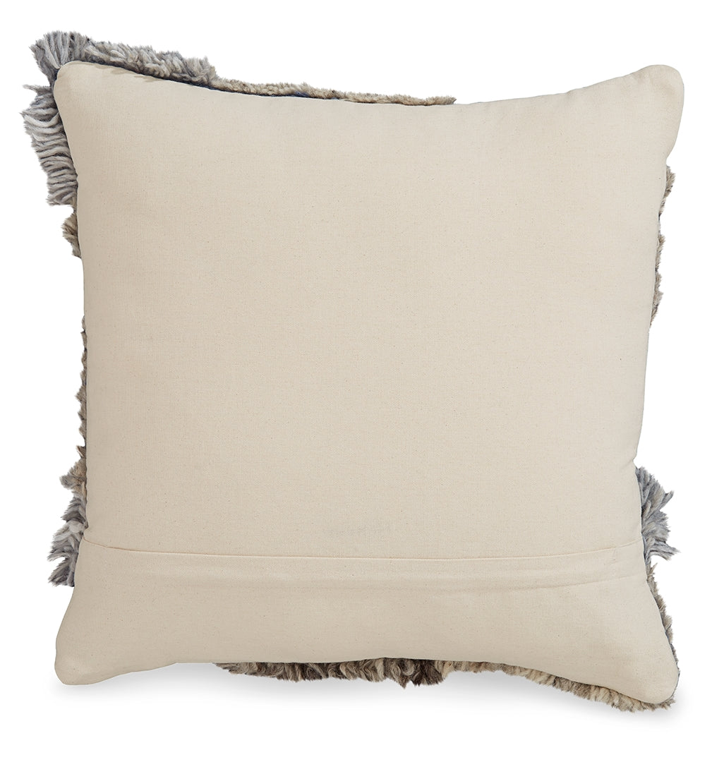 Gibbend Pillow