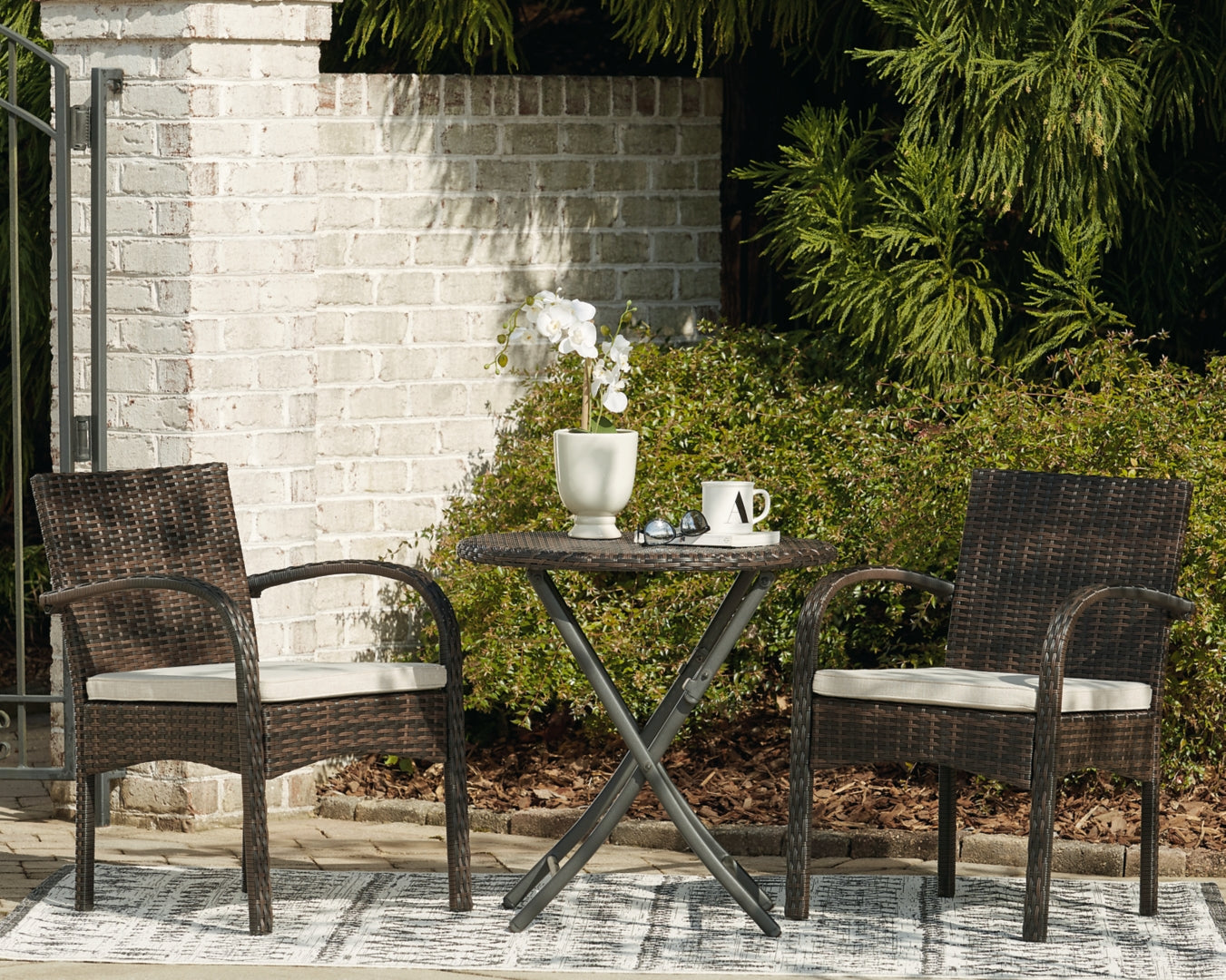 Anchor Lane Outdoor Chairs with Table Set (Set of 3)