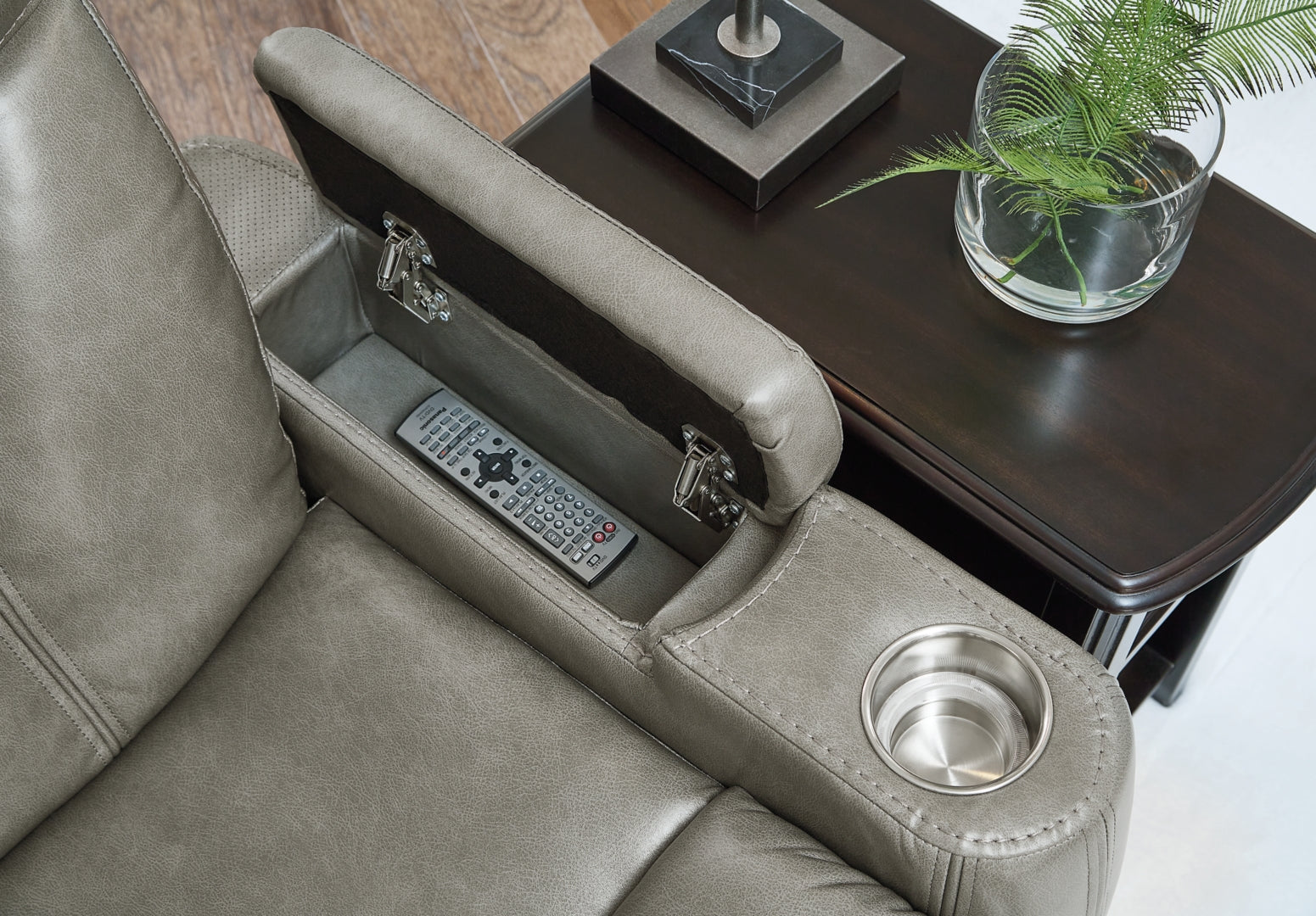 Benndale Power Recliner