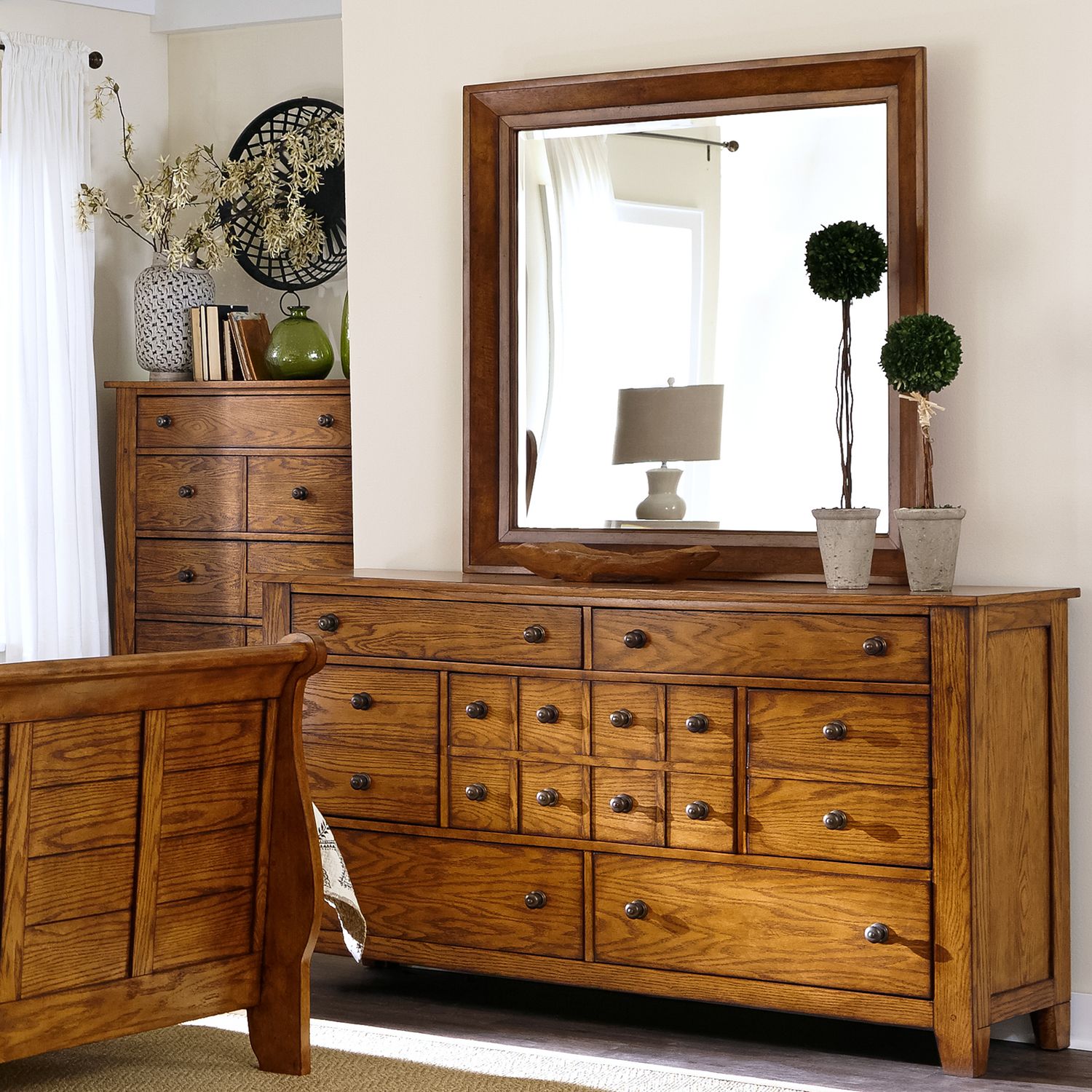 Arol Dresser & Mirror