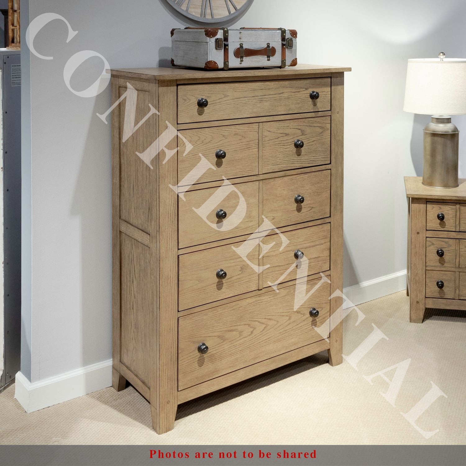 Diajah 5 Drawer Chest