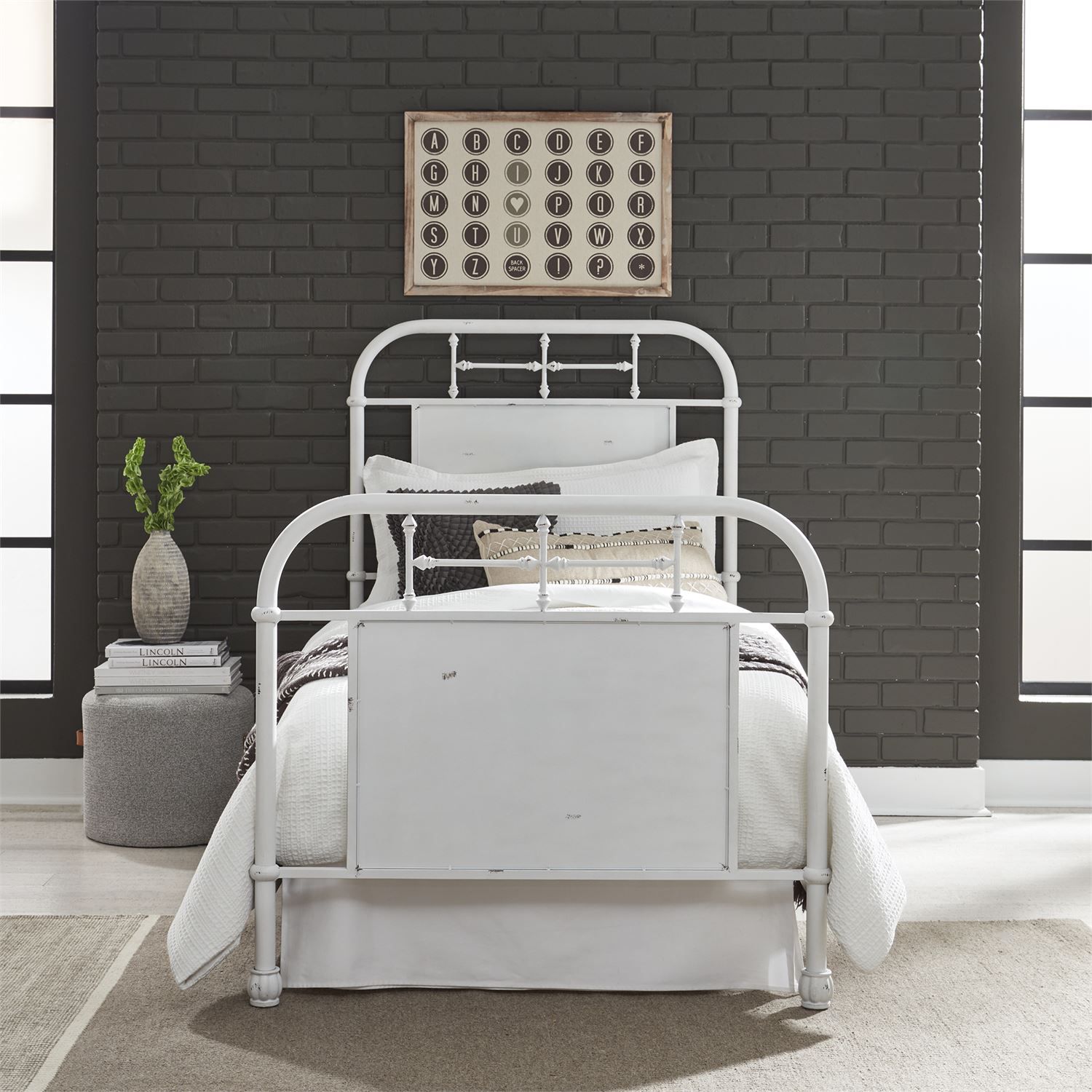 Kelany Full Metal Bed - Antique White