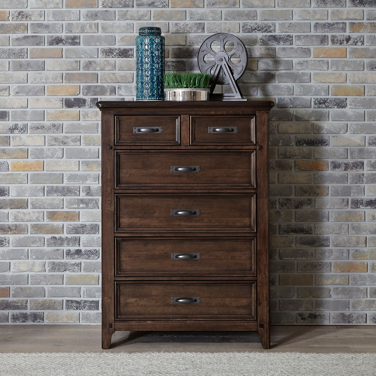 Dilyn 6 Drawer Chest