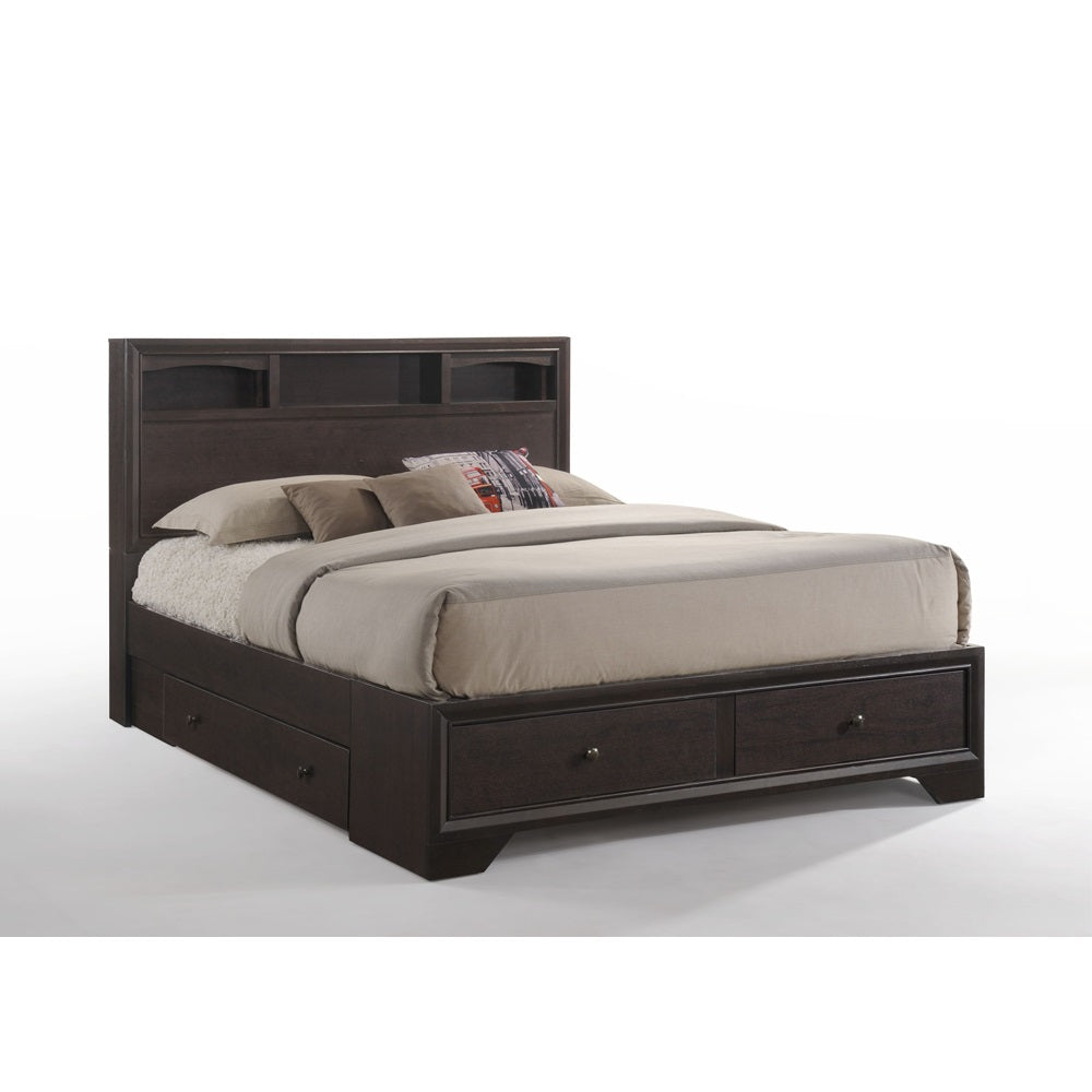 Darivs Queen Bed