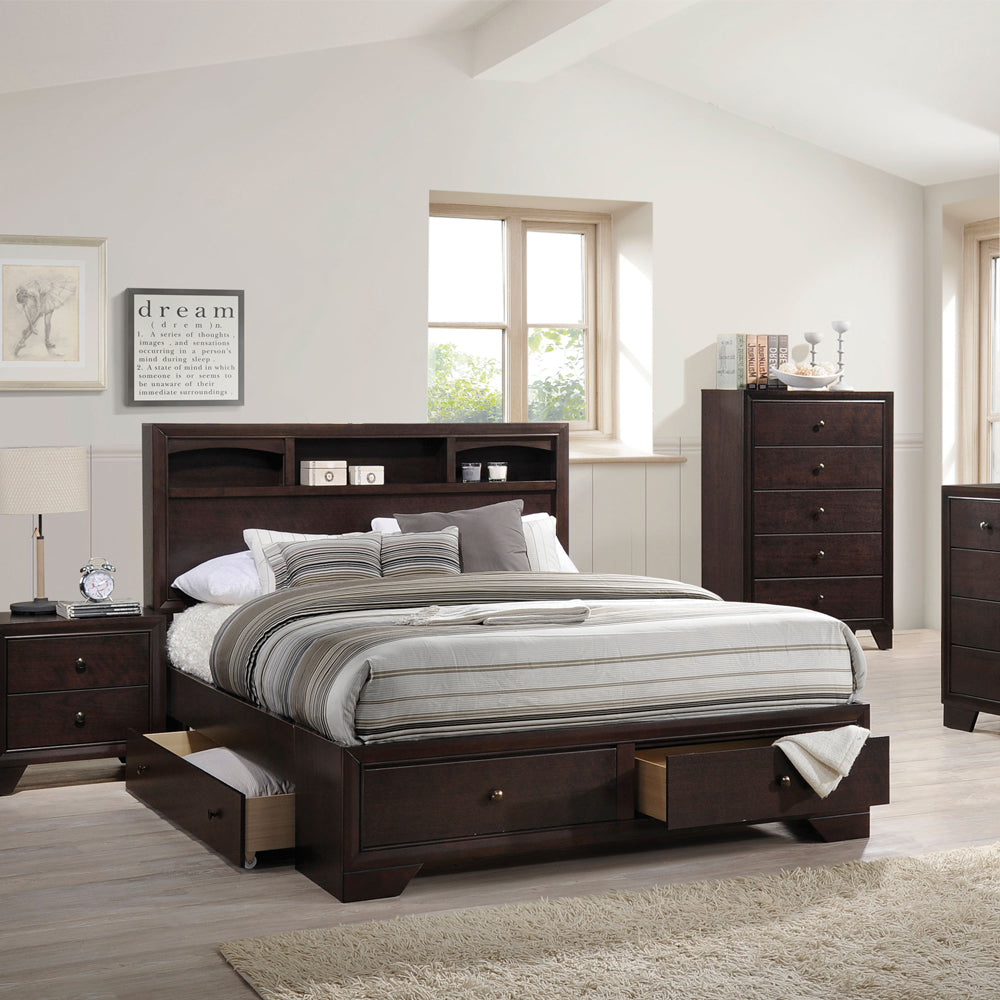 Darivs Queen Bed