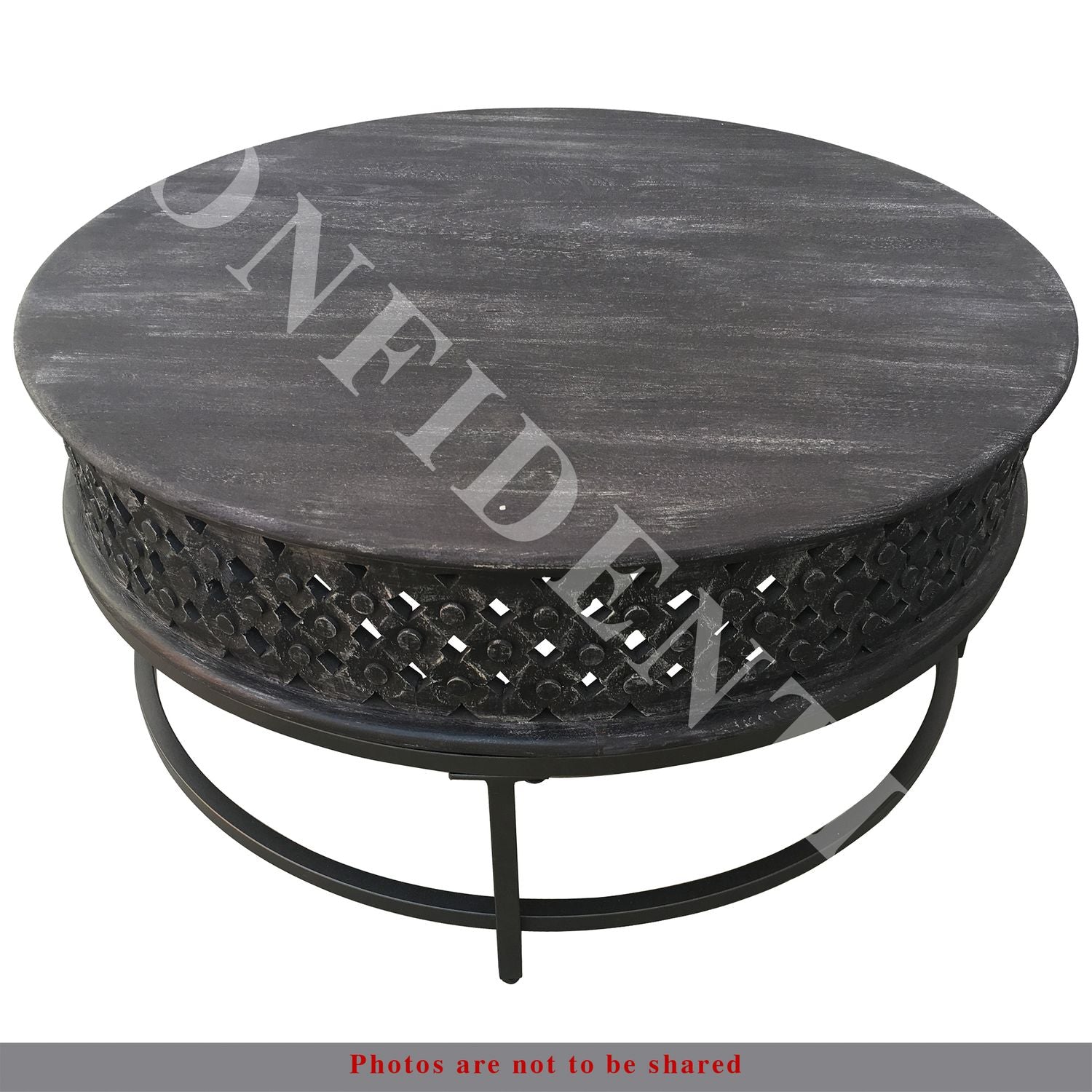 Amariauna Accent Cocktail Table