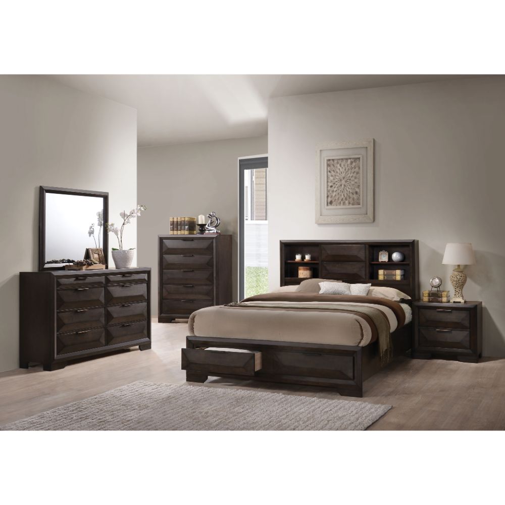 Avanell Queen Bed W/Storage