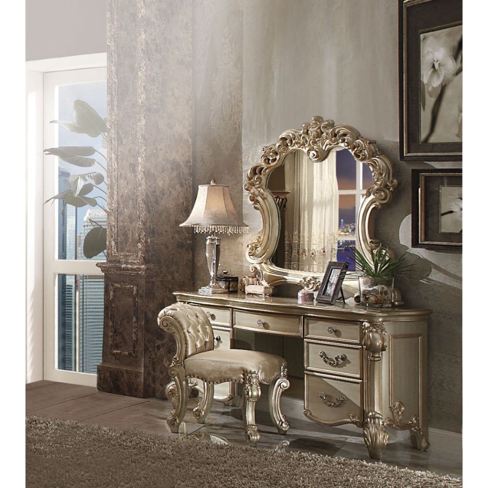 Jyrine Vanity Desk