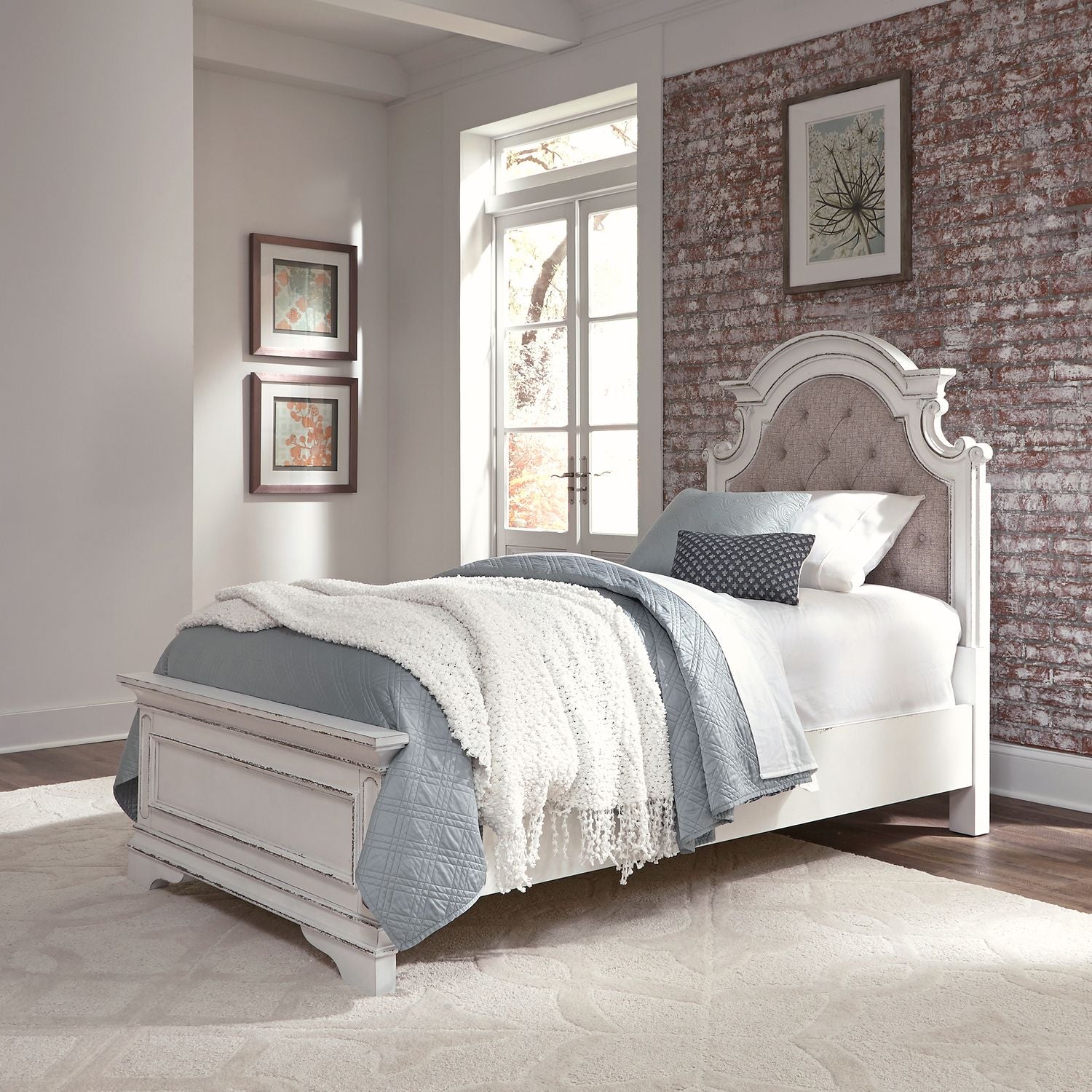 Katie-Marie Full Upholstered Bed