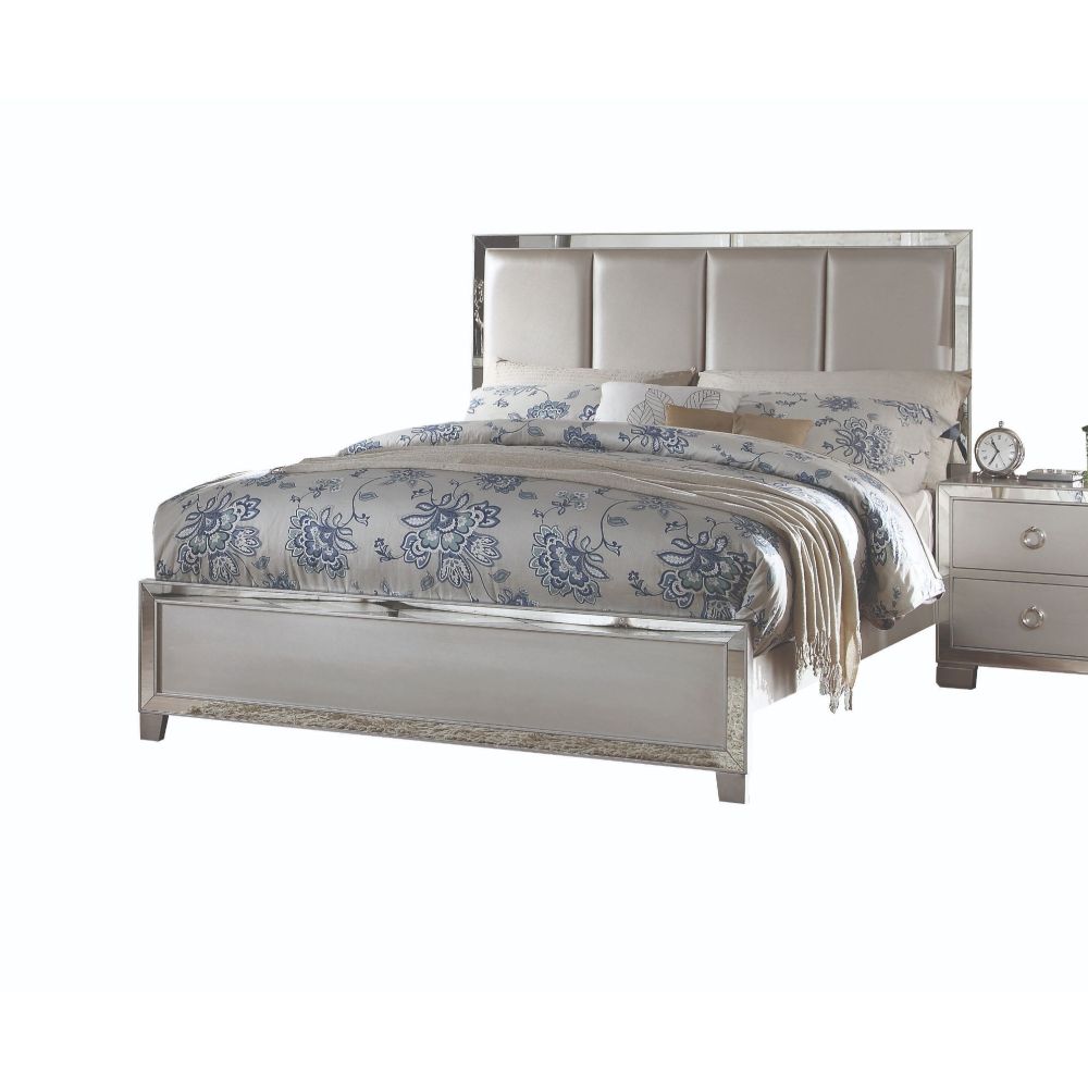 Johnryan Queen Bed