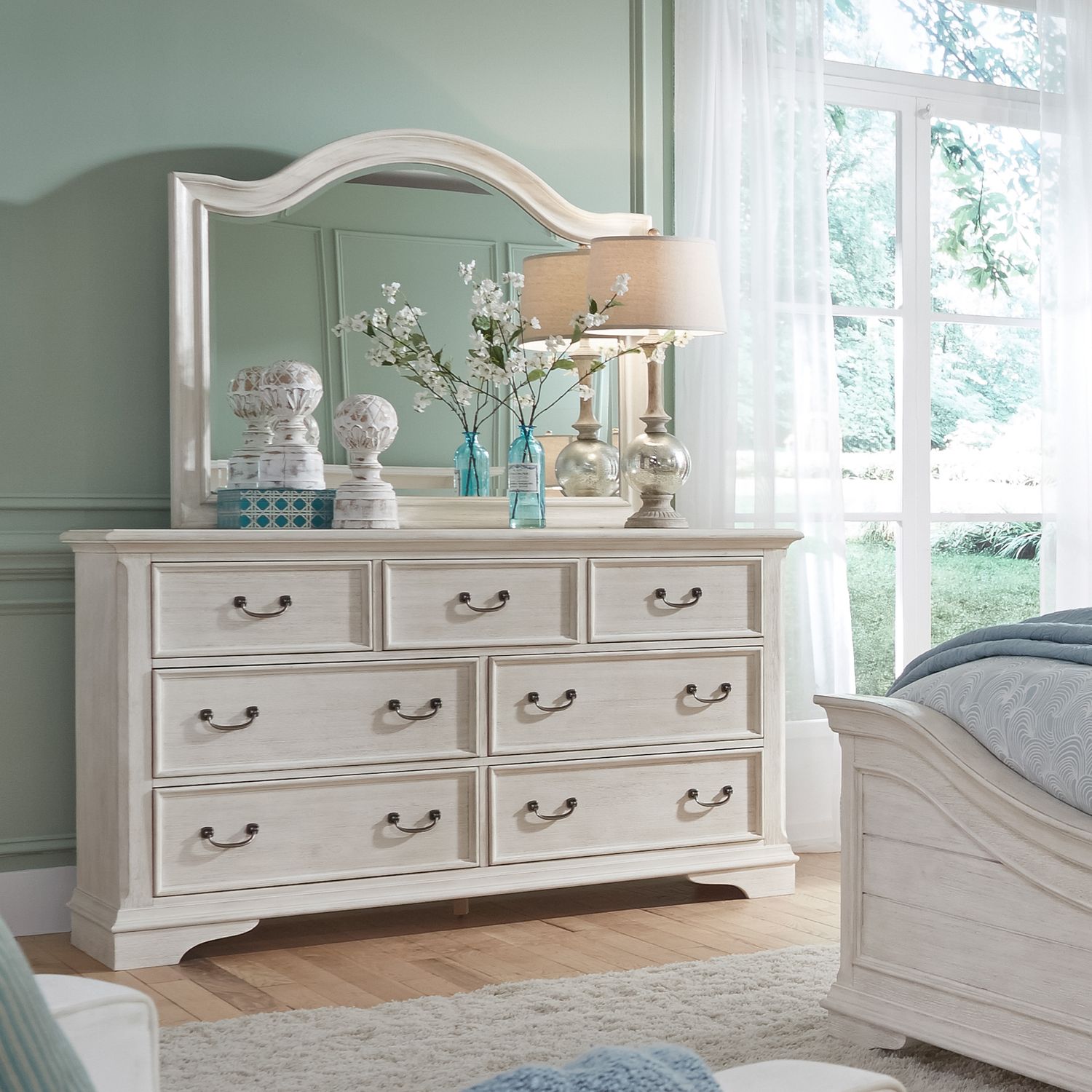 Agnia 7 Drawer Dresser