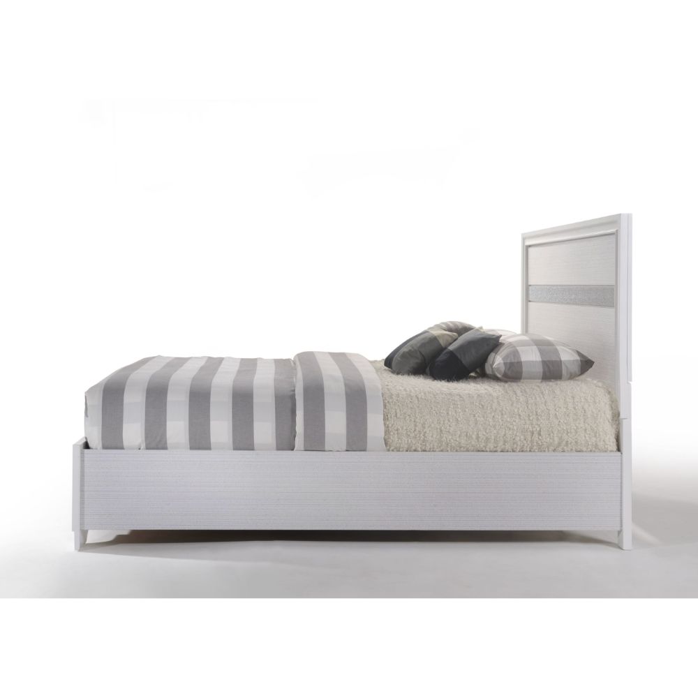 Oliveris Queen Bed W/Storage