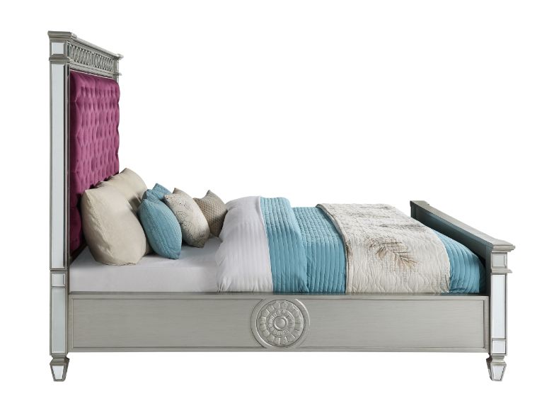 Auvergne Queen Bed