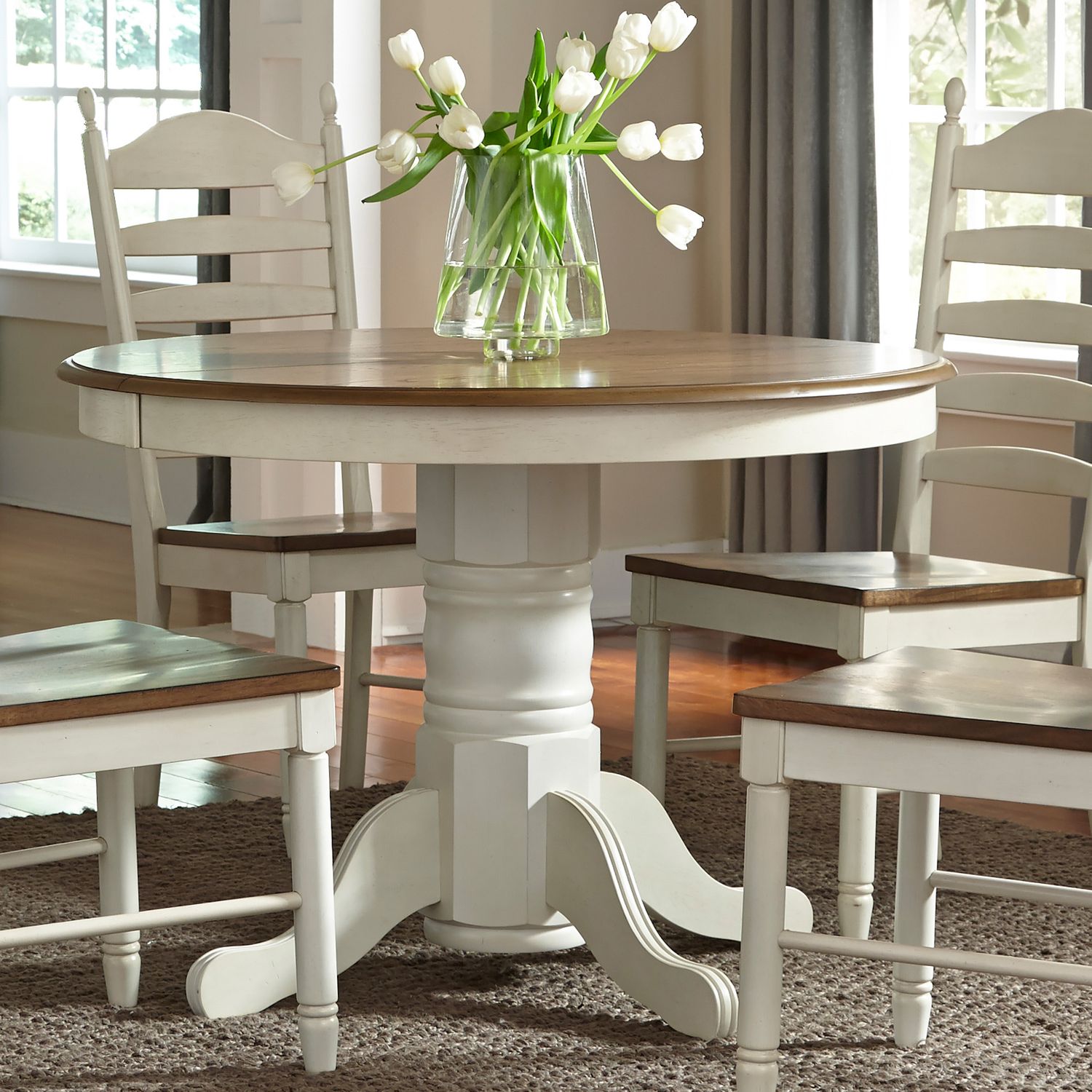 Franciosa Pedestal Dining Table