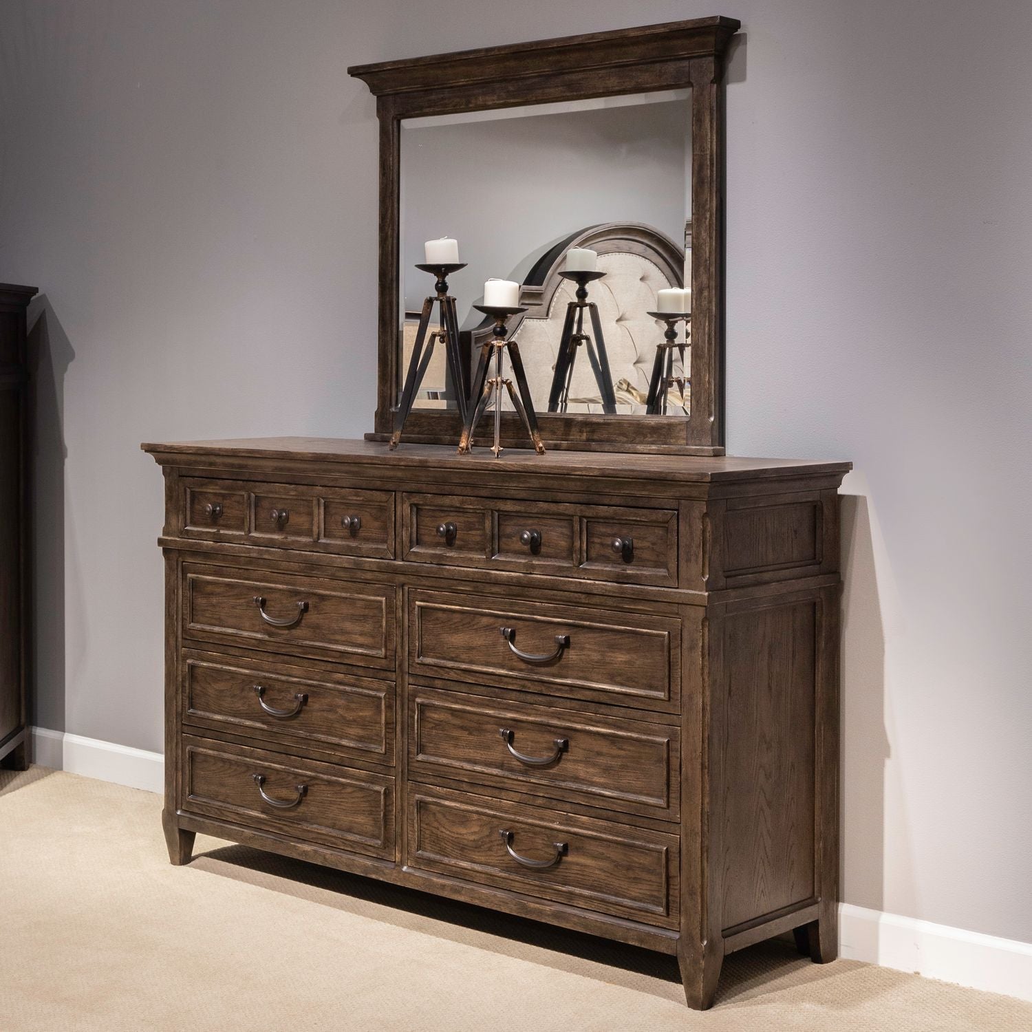 Aromola Dresser & Mirror