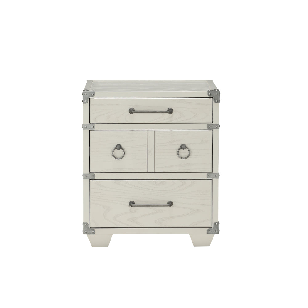 Alaney Nightstand W/Usb