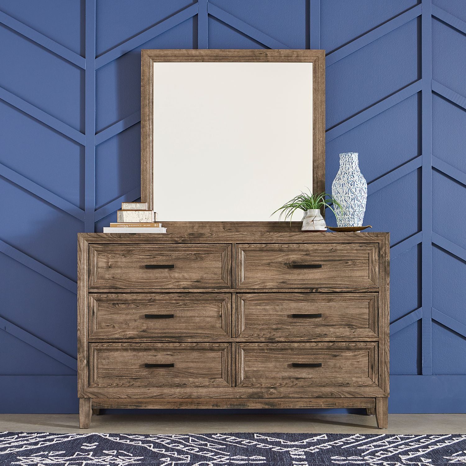 Ardihannon King California Panel Bed, Dresser & Mirror