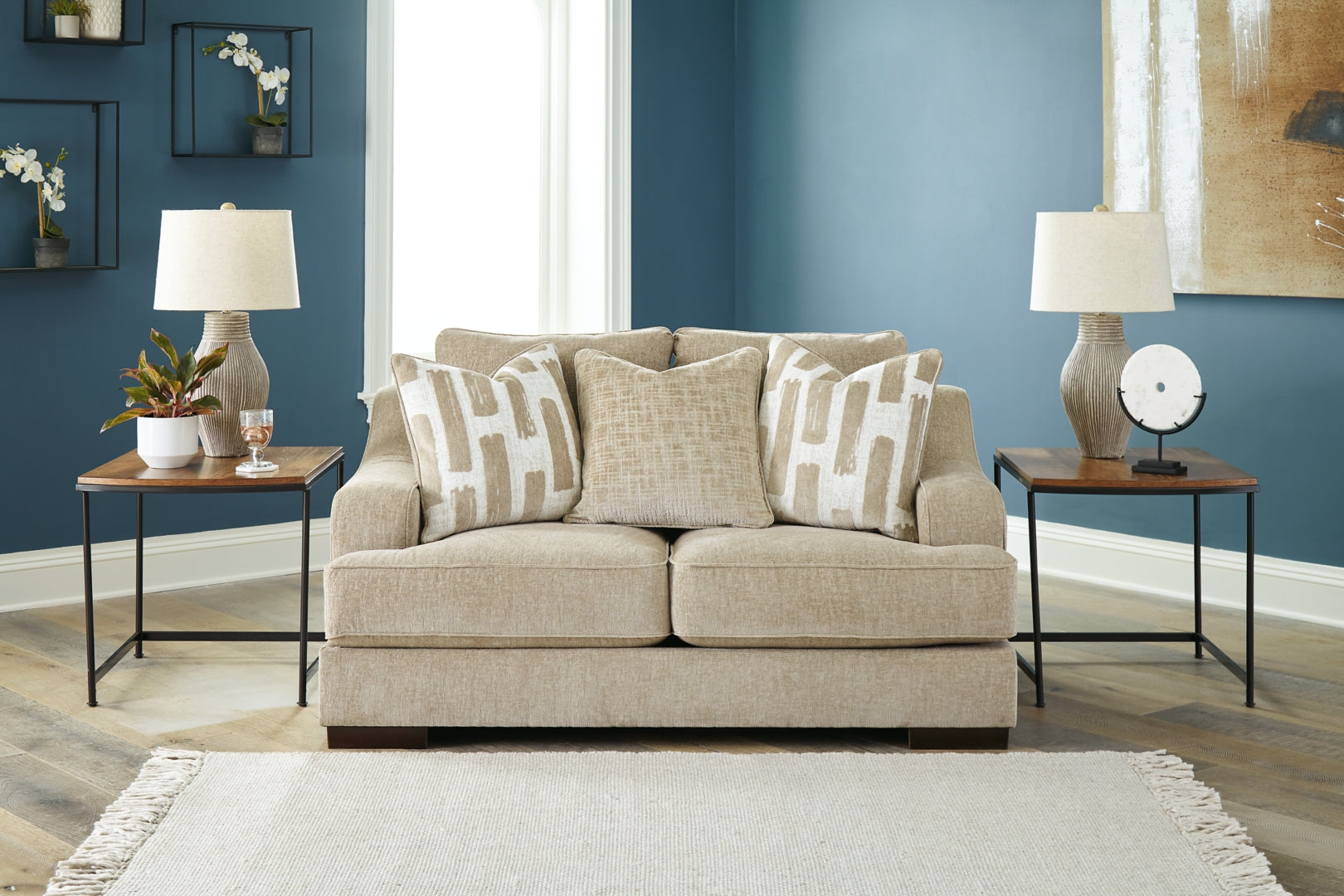 Lessinger Loveseat