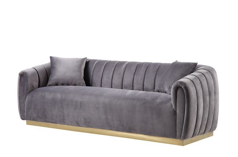 Askolds Sofa W/2 Pillows