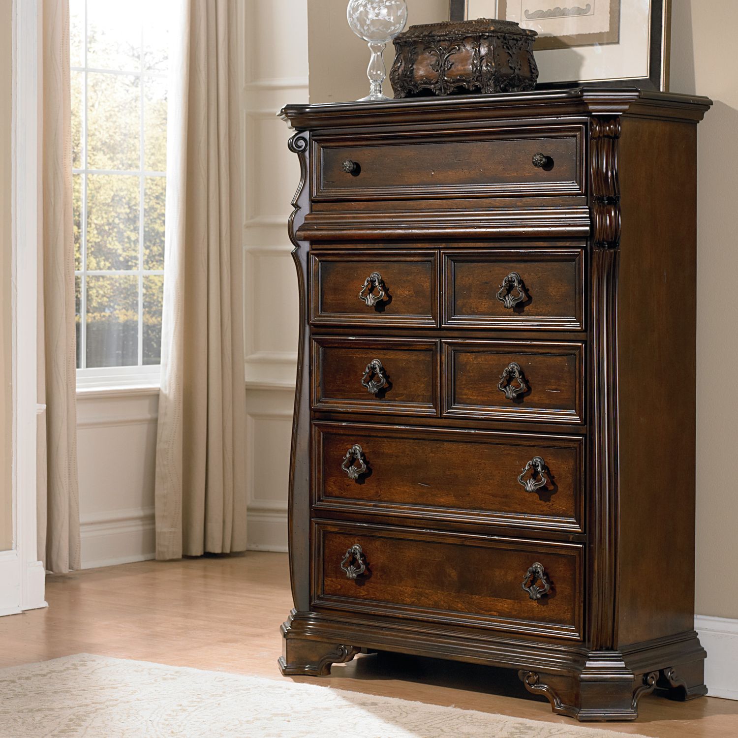 Adalbert 6 Drawer Chest