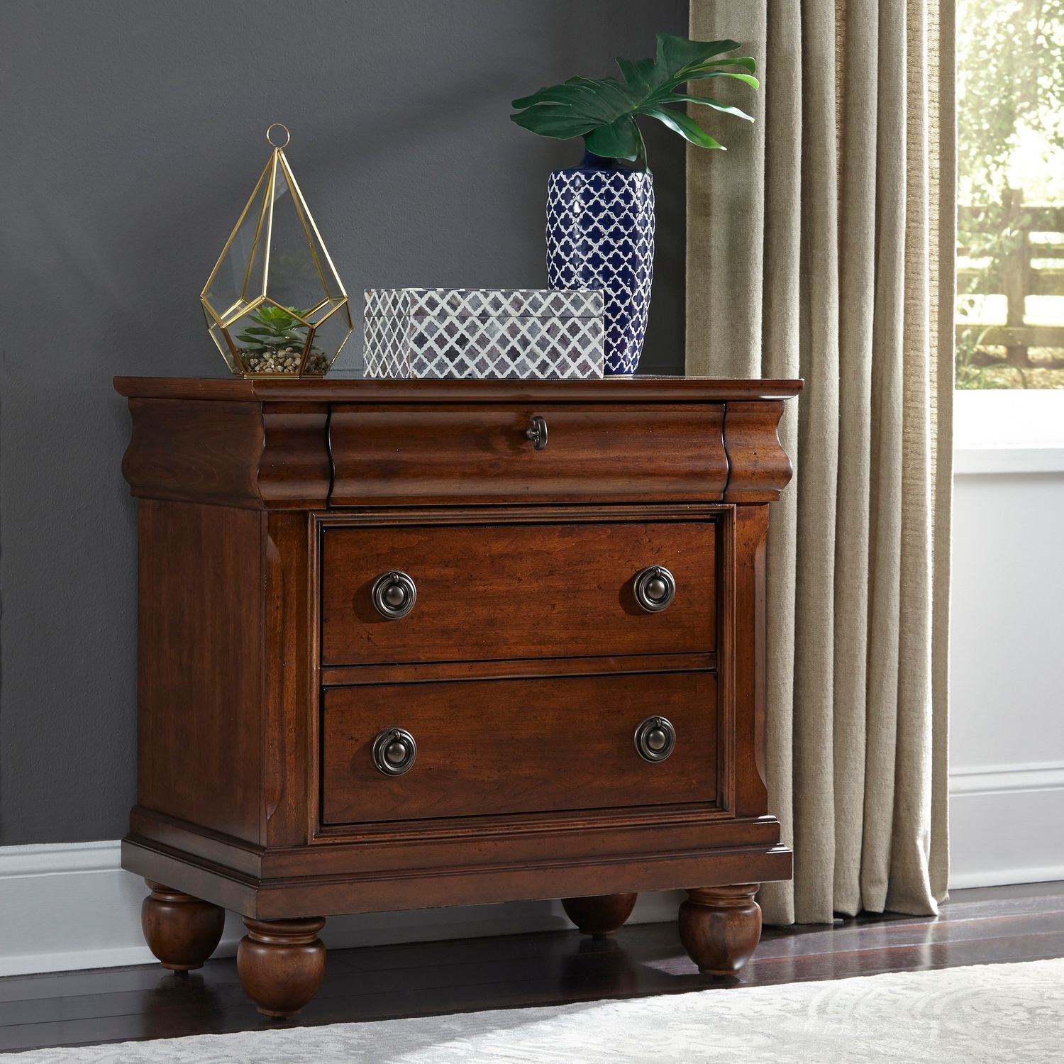 Diamante Night Stand