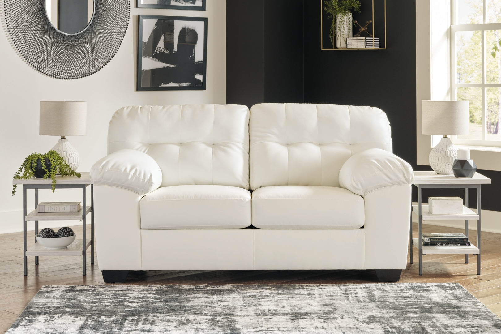 Donlen Loveseat