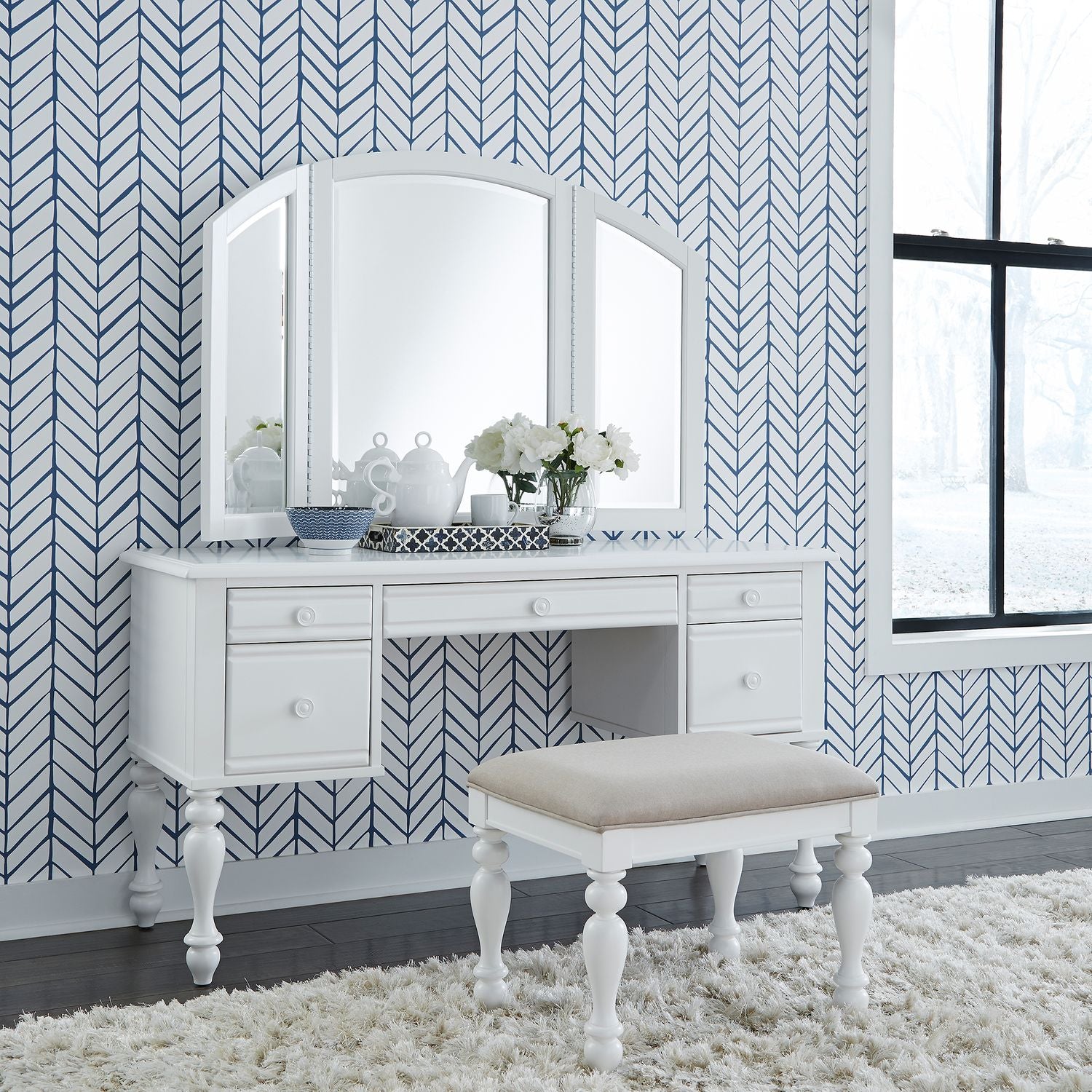 Deleveaux Vanity Desk