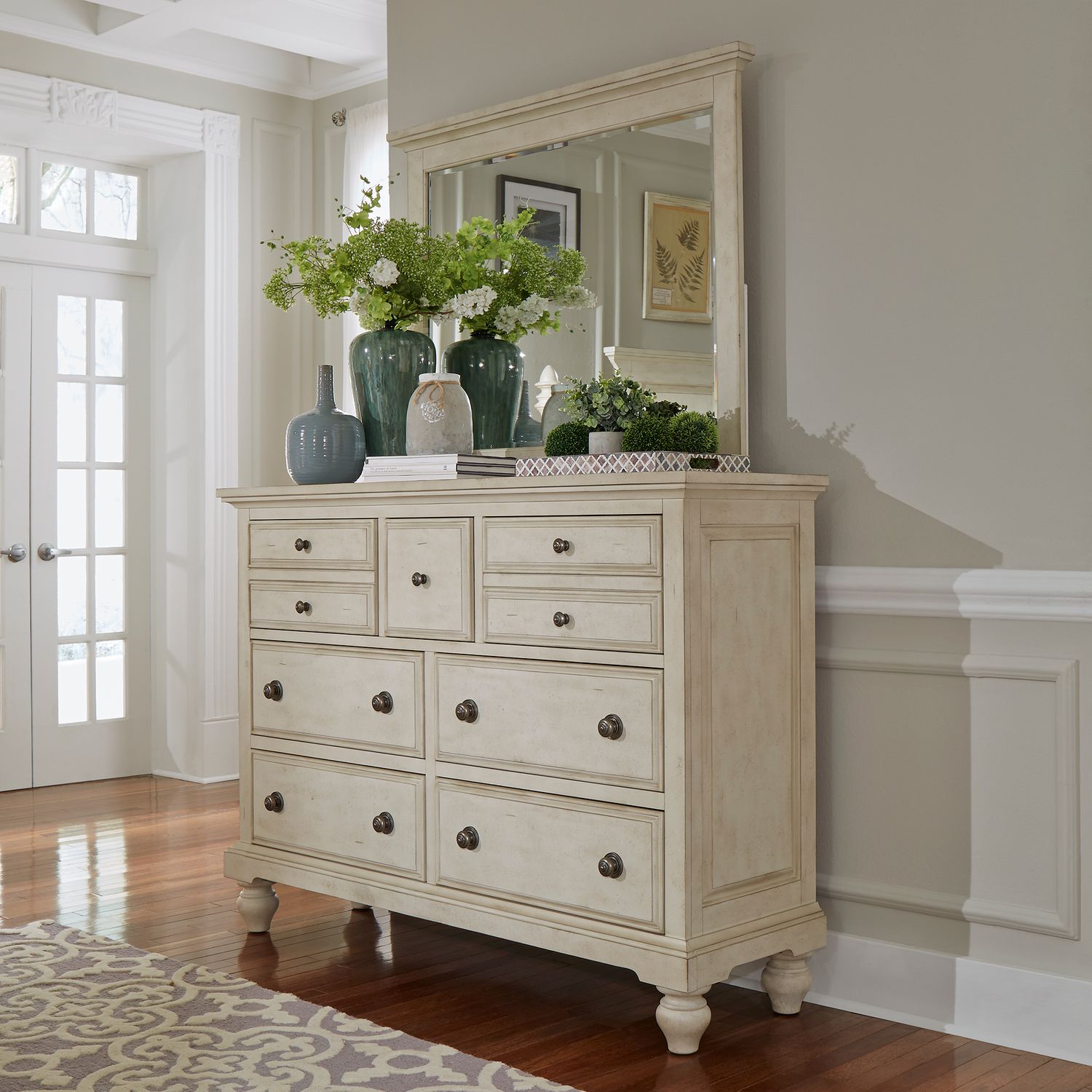 Beltania King California Panel Bed, Dresser & Mirror