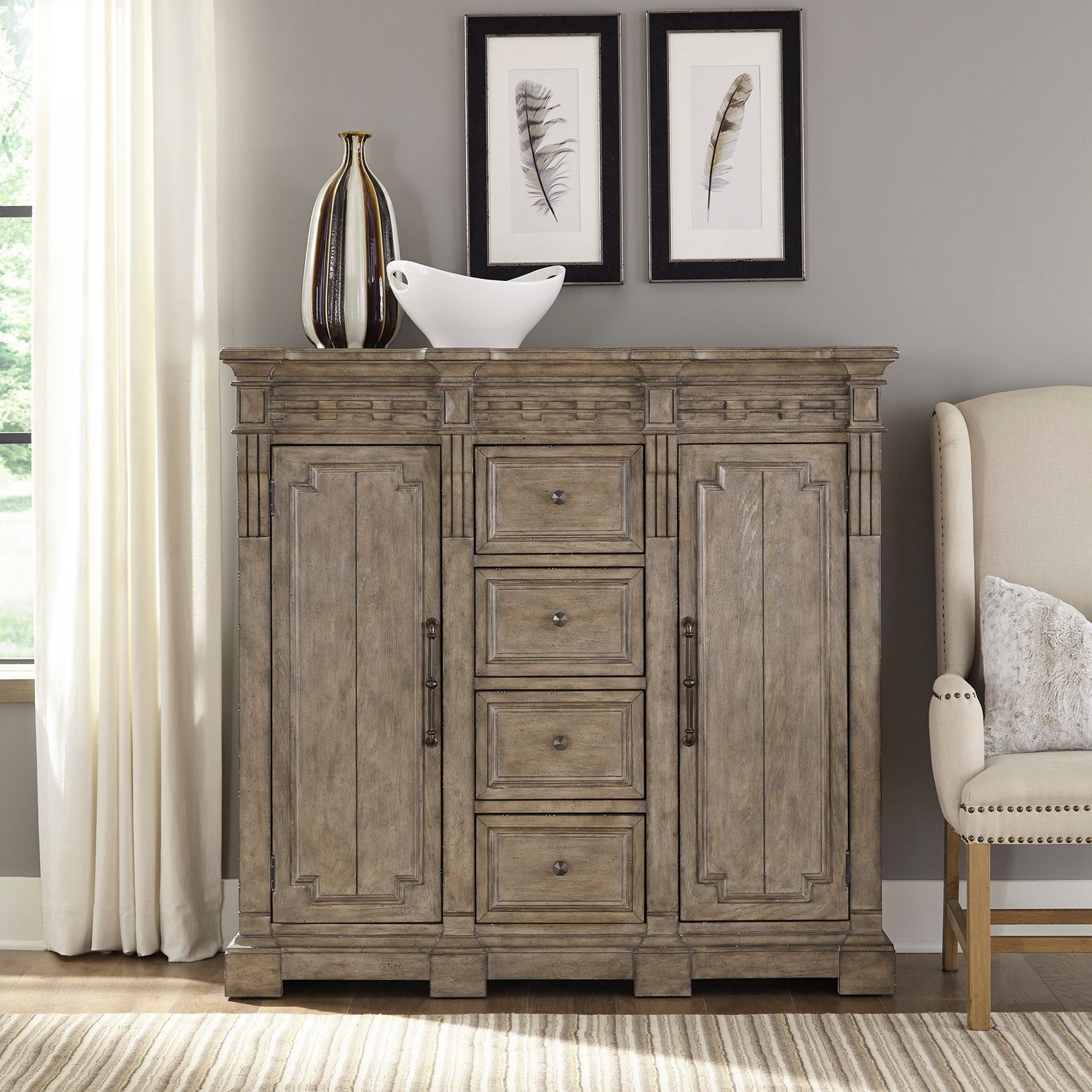 Vinette 4 Drawer 2 Door Chest