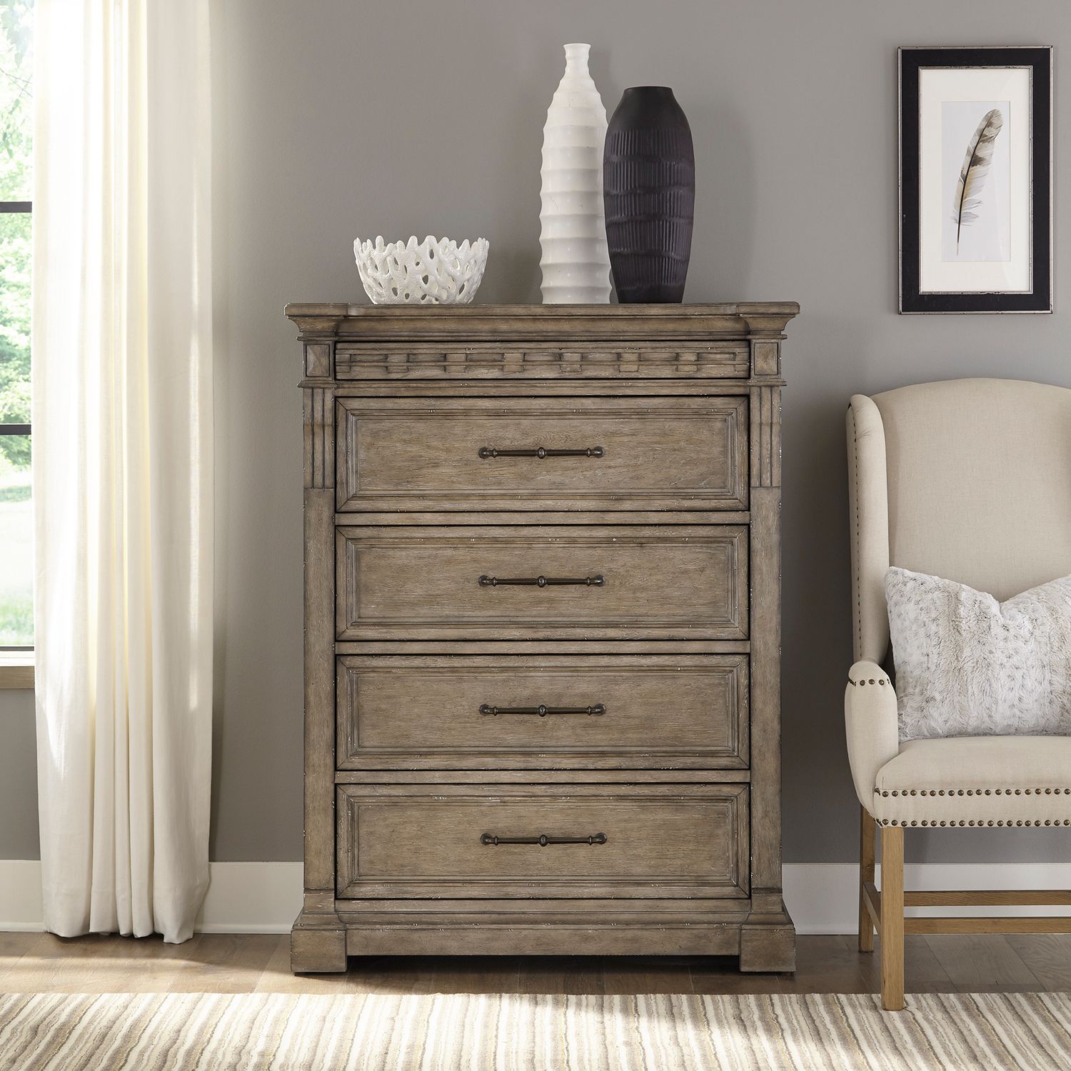 Diah 5 Drawer Chest