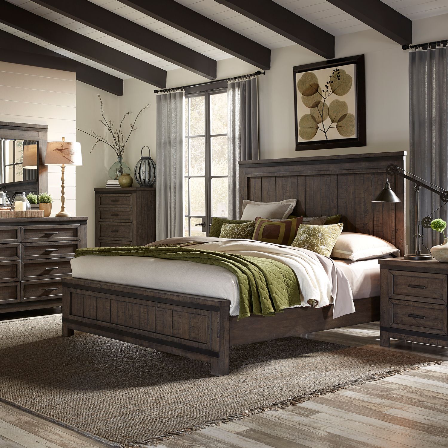 Avelaine King Panel Bed, Dresser & Mirror, Night Stand