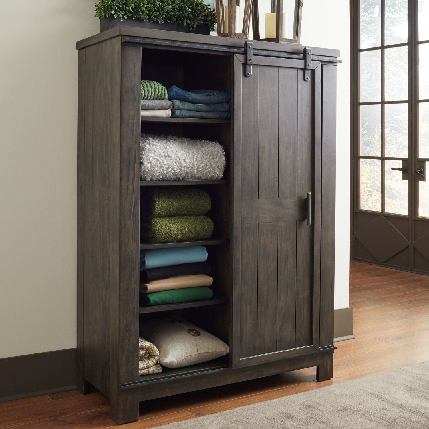 Divvens Sliding Door Chest