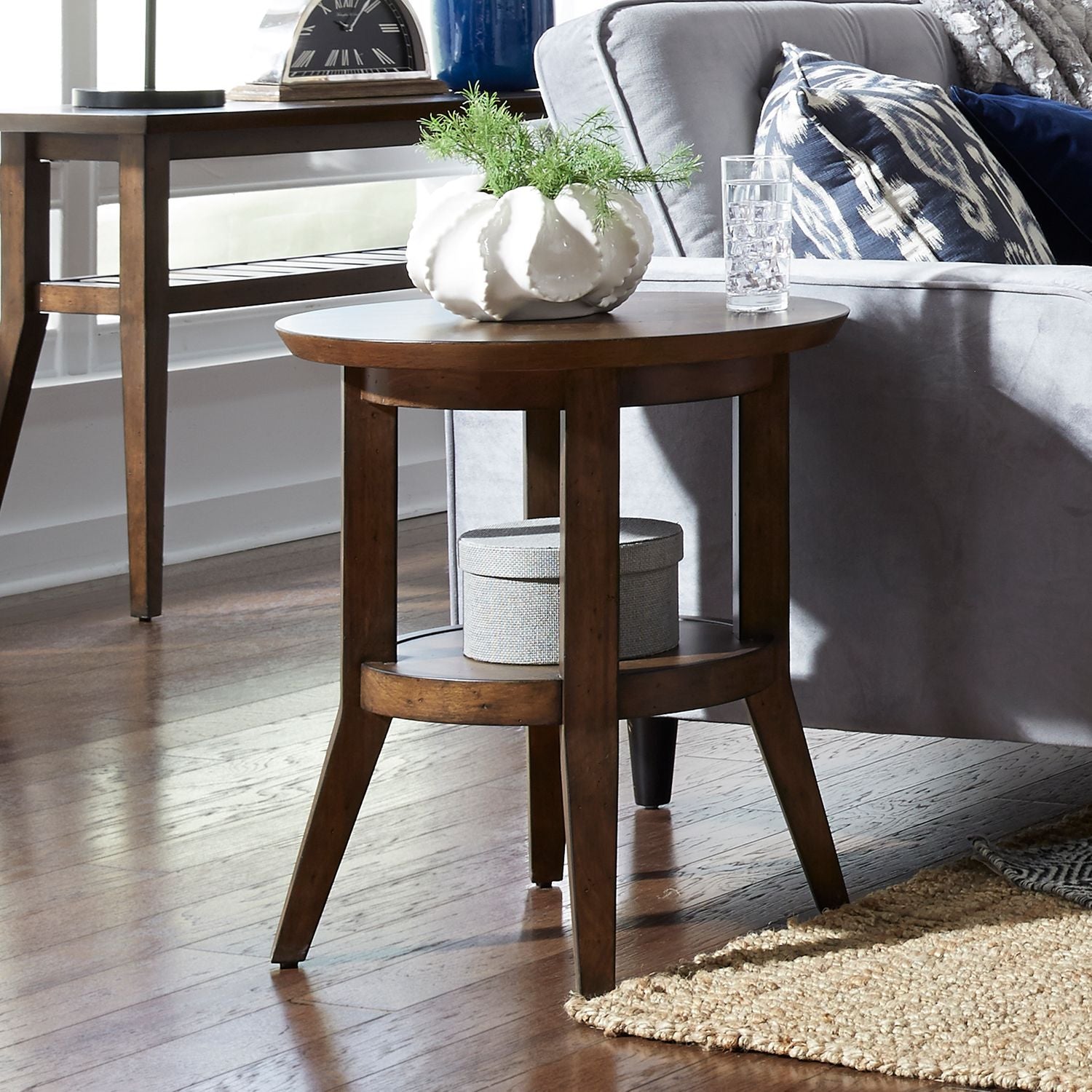 Glaum Round End Table