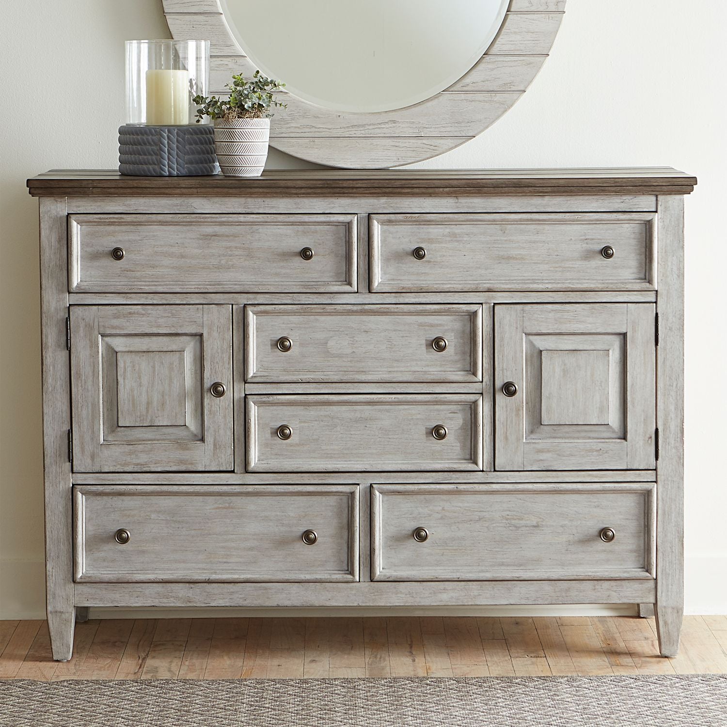 Makinze 2 Door 6 Drawer Chest