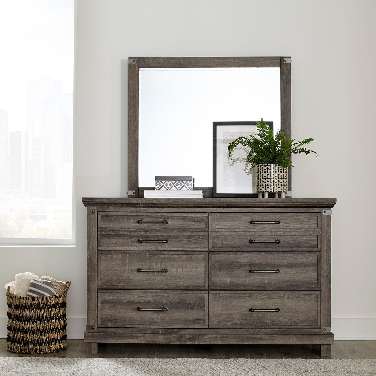 Ulonda Dresser & Mirror