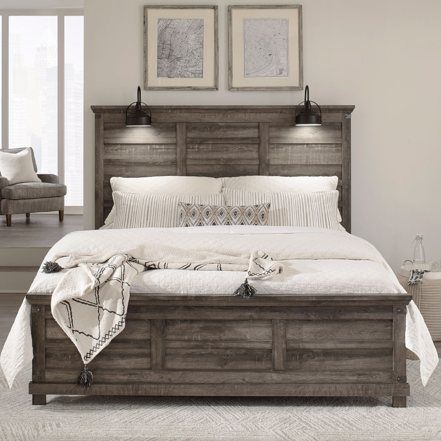 Deyonne King Panel Bed