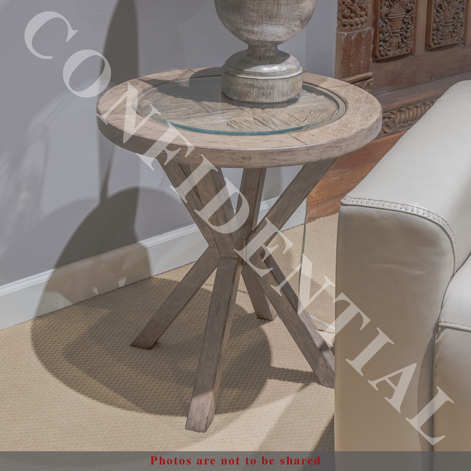 Chita Round Chairside Table