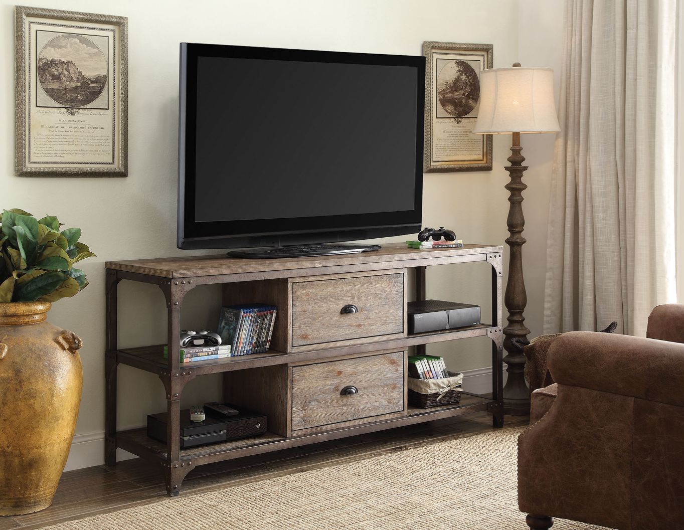 Latongia Tv Stand