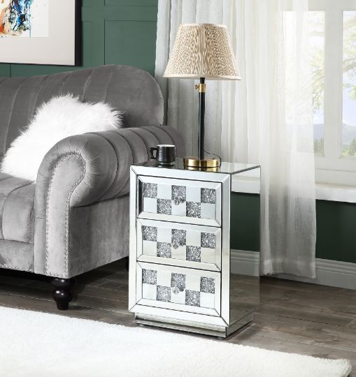 Dively Accent Table