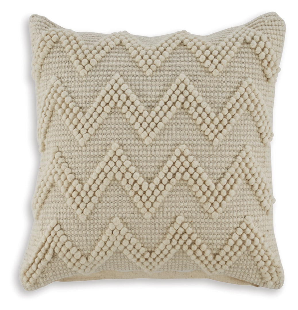 Amie Pillow (Set of 4)