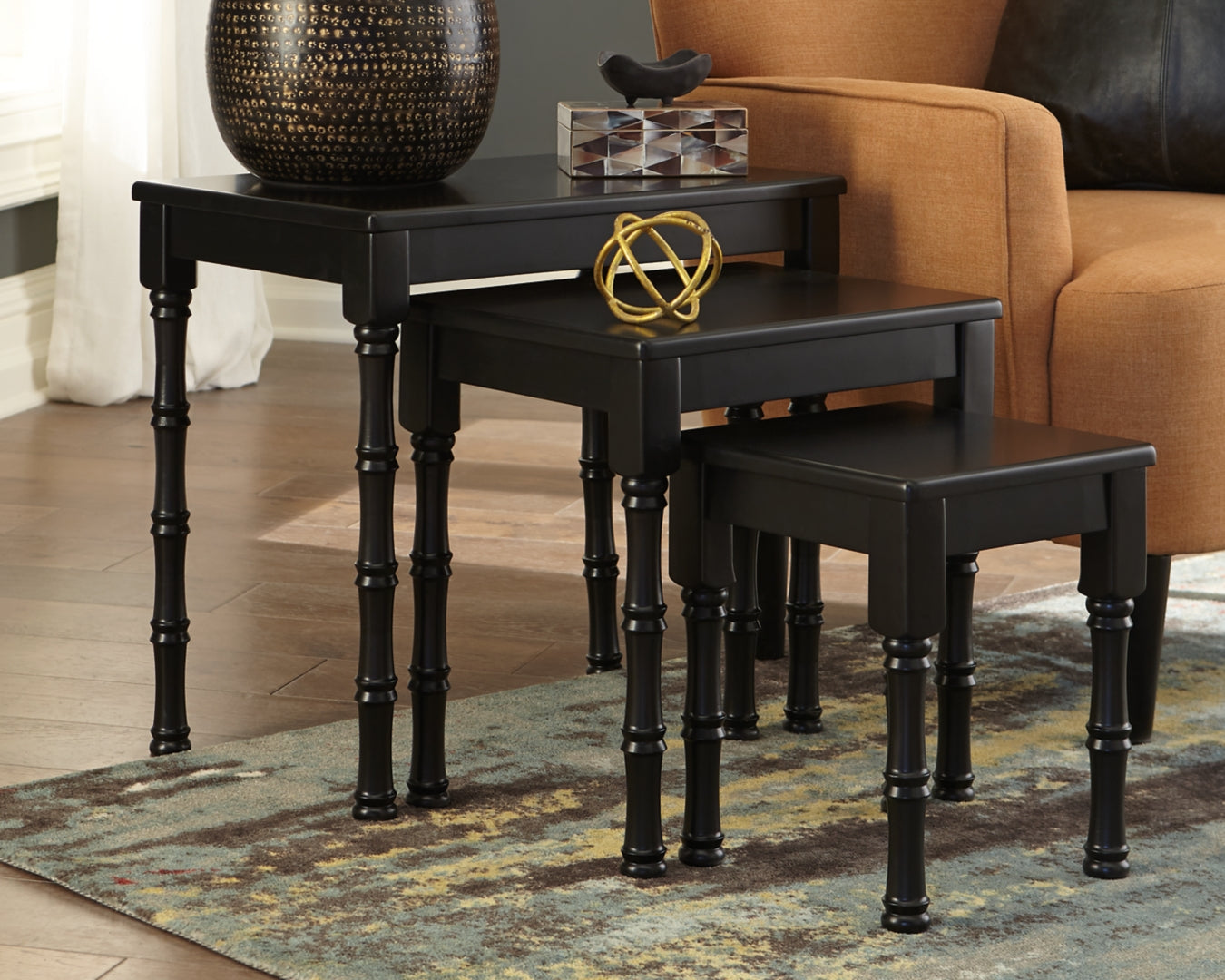 Dasonbury Accent Table (Set of 3)