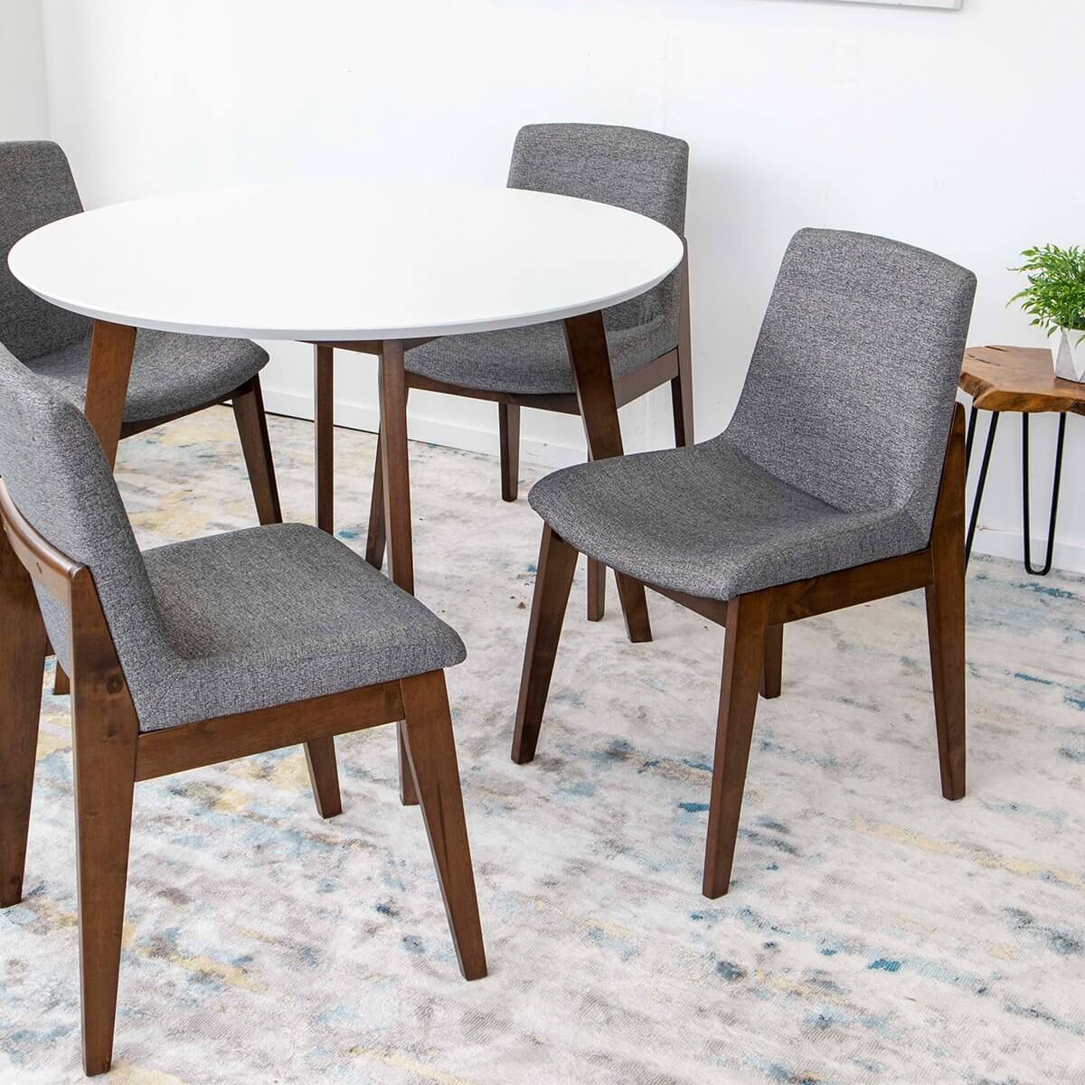 Aliana Dining set with 4 Ohio Dark Gray Chairs White