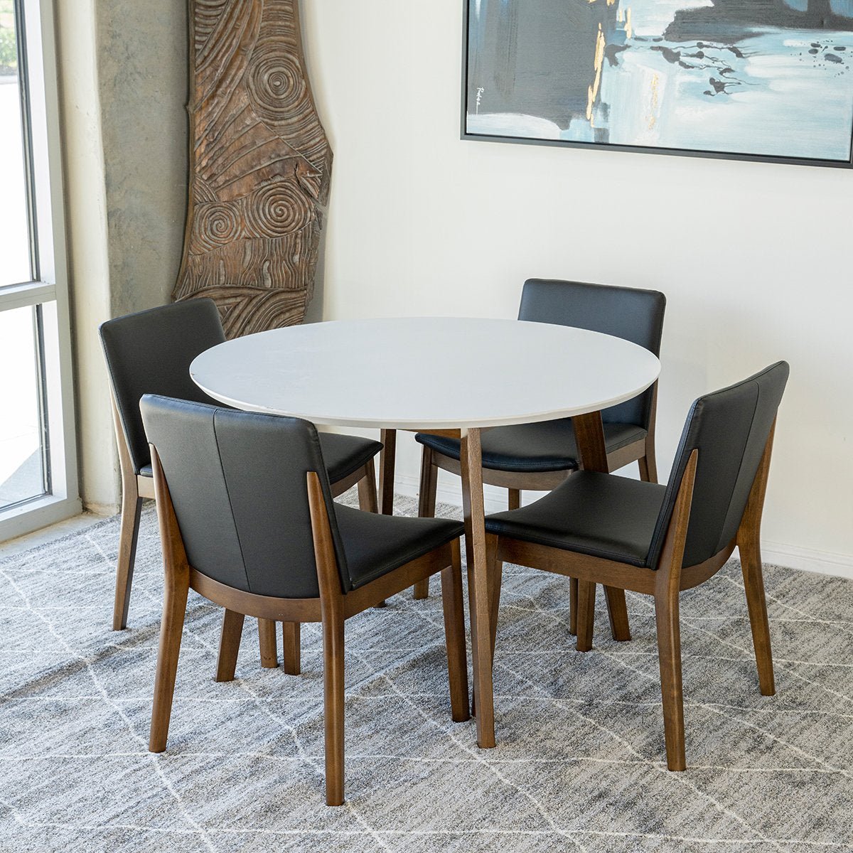 Aliana White Dining Set with 4 Virginia Black Leather Chairs