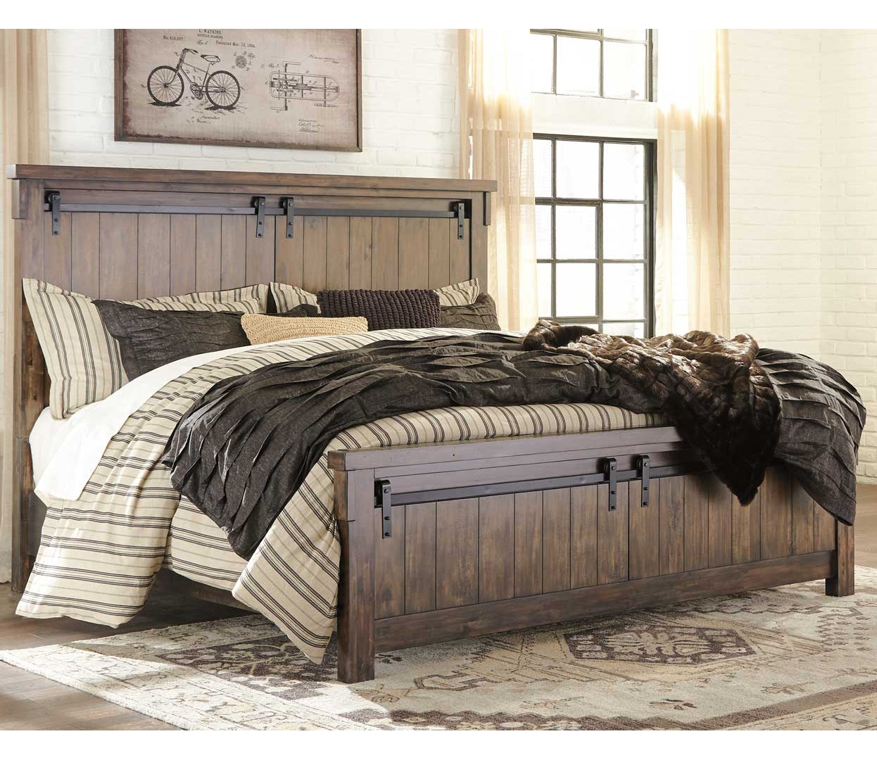 Lakeleigh King Panel Bed