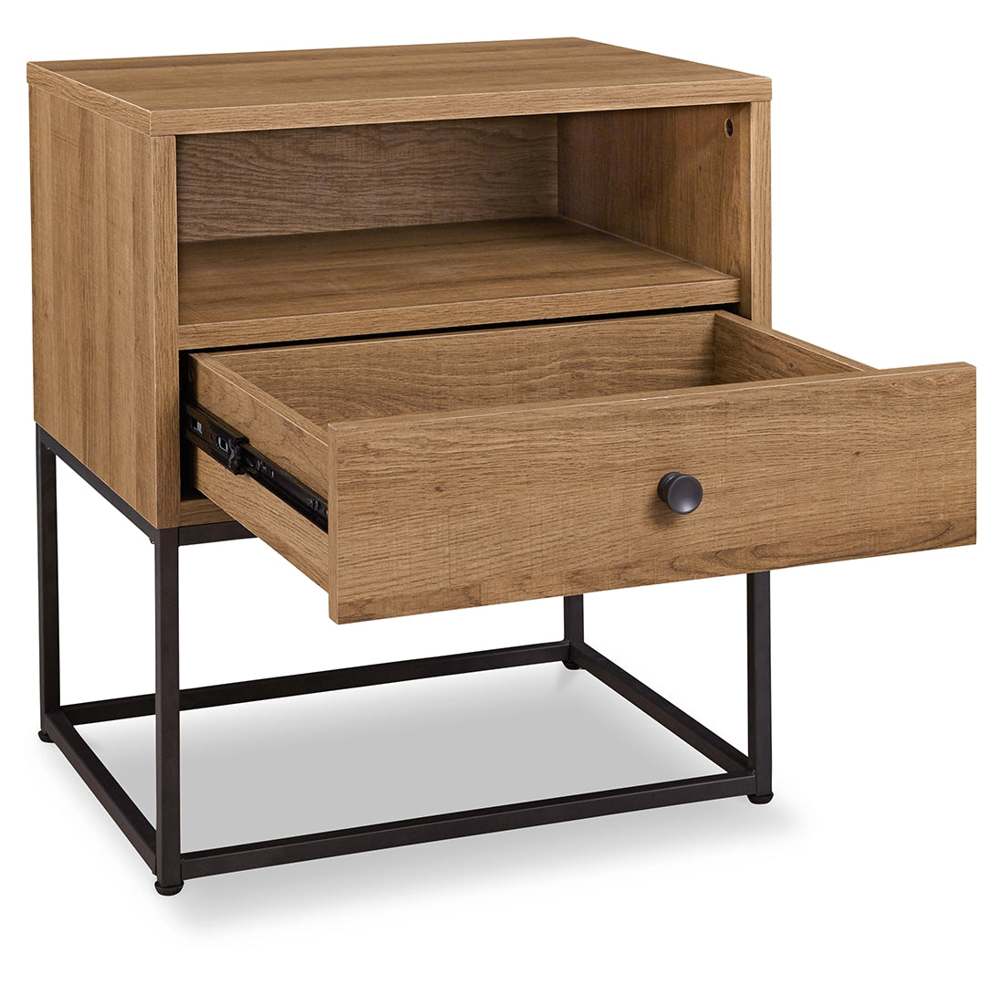 Thadamere Nightstand