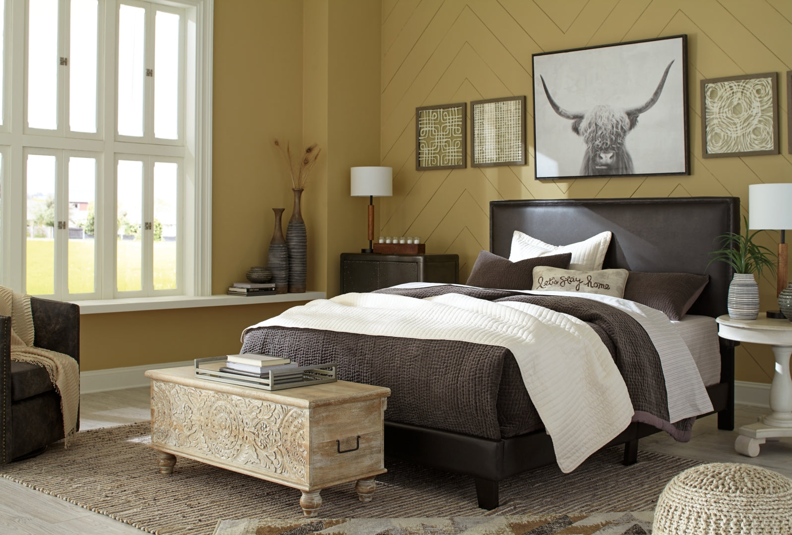 Mesling Queen Upholstered Bed