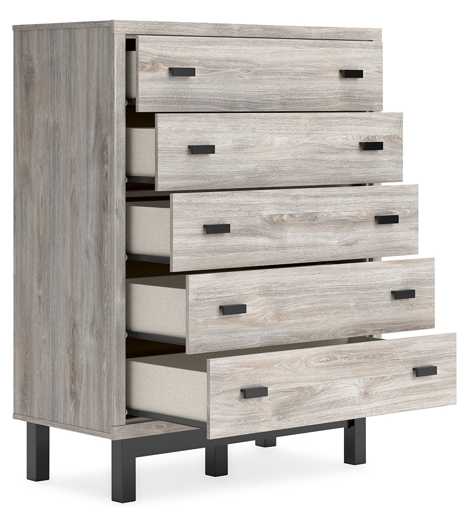 Vessalli Chest of Drawers