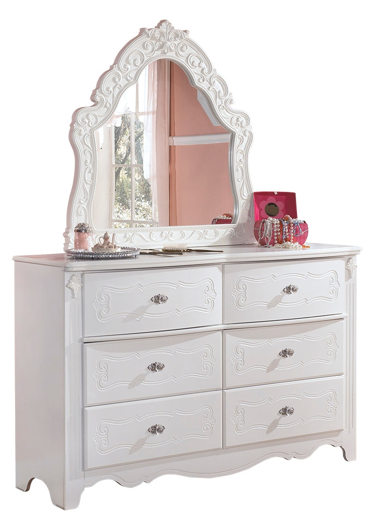 Exquisite Dresser and Mirror