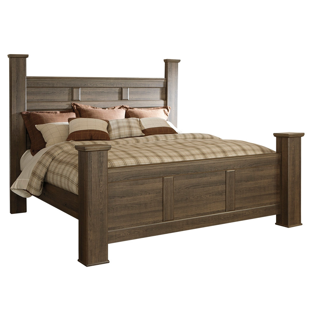 Juararo King Poster Bed with Dresser